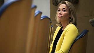 Staatssecretaris Ingrid Coenradie populair, maar minder onder 'eigen' PVV-kiezers: 'Kiest voor haar functie en niet voor de partij'