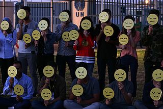 Emoticons gebruiken om ironie op papier te zetten
