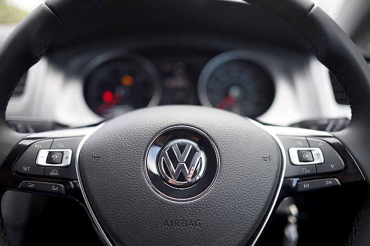 Dieselgate 2.0: Volkswagen test uitlaatgassen op apen en mensen