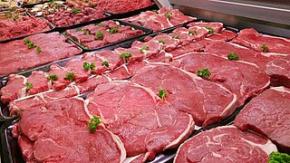 Dag geen vlees eten gelijk aan maand niet douchen?