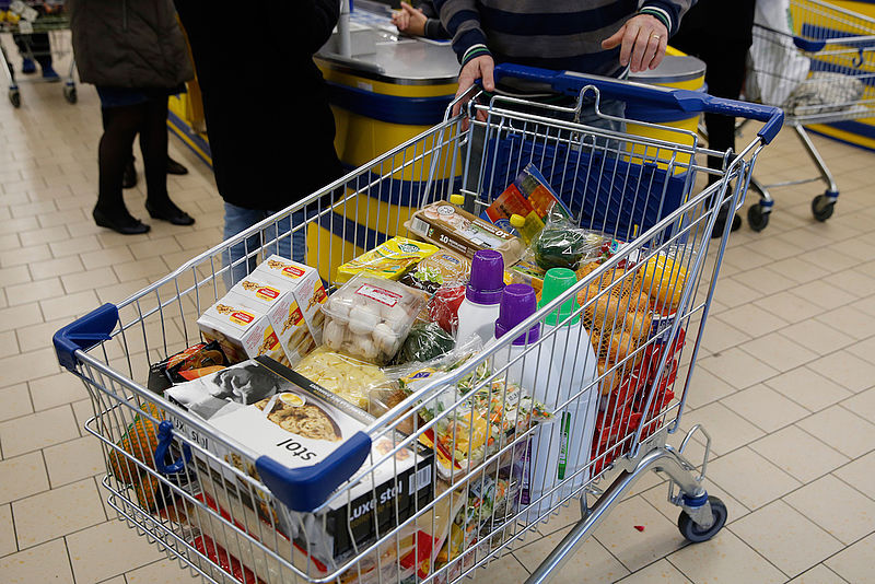 Supermarkten meer voor dan nodig' - EenVandaag