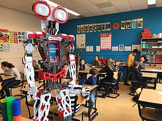 Elke school een eigen robot moet kinderen enthousiast maken voor techniek