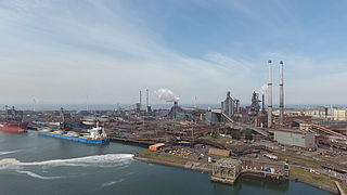 Waarom het vertrek van de Nederlandse Tata Steel-directeur dreigt uit te lopen op een grote staking