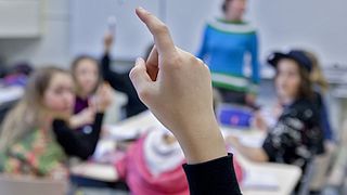 Scholieren: 'Te grote klas om goed les te krijgen'