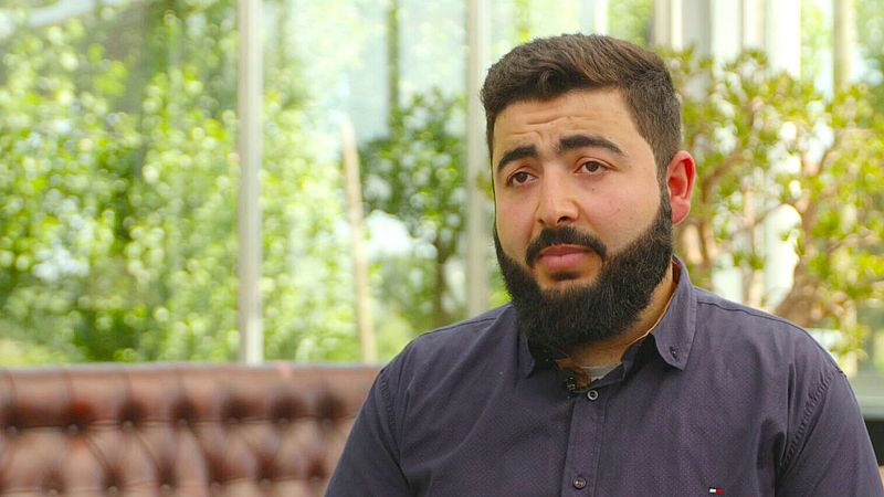 Palestijnse Student Mohammed Verloor 50 Familieleden In Gaza, Maar Weet ...