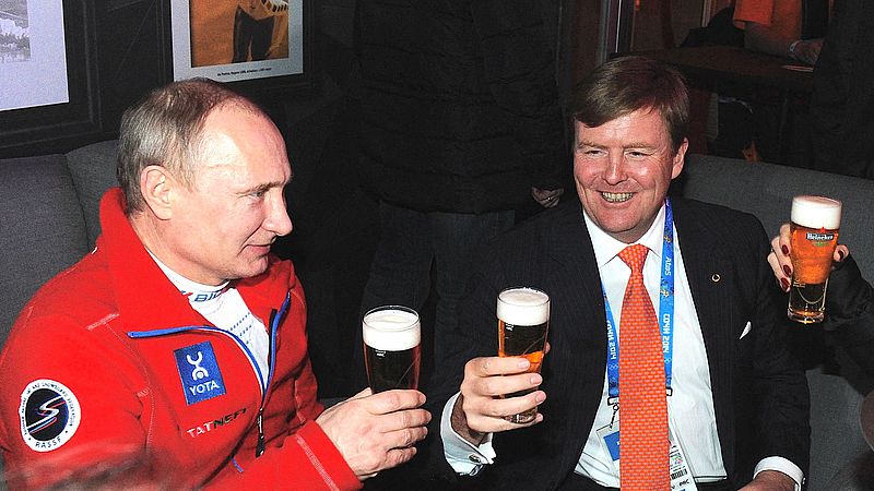 Dal lutto dopo l’MH17 alle scuse per le vacanze: questo è ciò che le persone portano via dai 10 anni di regno di Willem-Alexander
