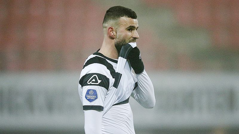 Voetballer Rai Vloet voor de rechter om ingenomen rijbewijs, maar over strafzaak na dodelijk ongeluk nog altijd geen besluit