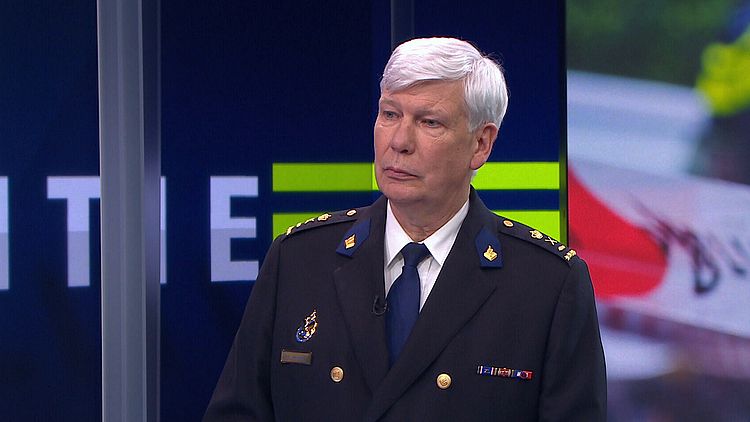 Korpschef Henk van Essen blikt terug op roerig jaar voor de politie