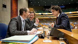 'Oppositie ziet klimaatdebat als kans om gaten te schieten in de coalitie'
