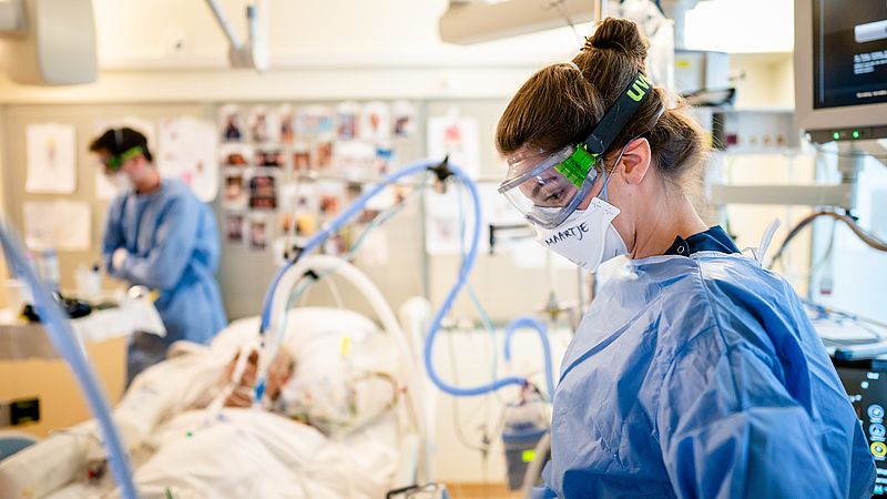 Hospitals Cannot Scale Up Enough in the Event of a New Pandemic, ICU Doctors Warn