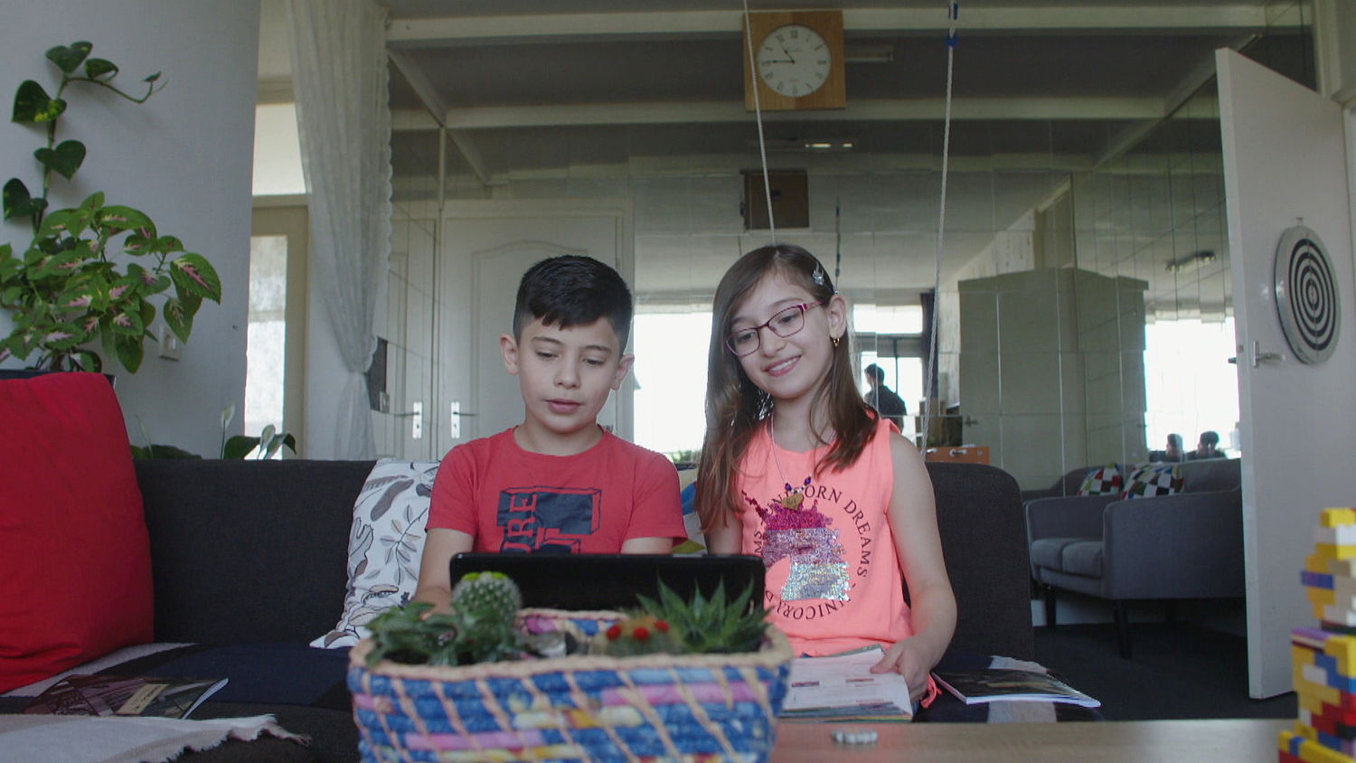 Loop je achter met je schoolwerk? In Utrecht helpen 800 vrijwillige huiswerkbegeleiders achterstande