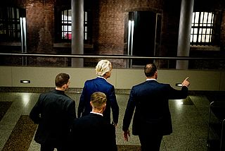 Waarom lekte beveiliger Faris K. geheime informatie over Geert Wilders?