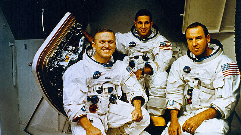 Stijgen Kreta Opiaat 50 jaar Apollo 8: in de ruimte televisie maken van de reis naar de maan -  EenVandaag