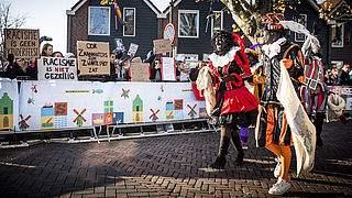 November: "kin-der-feest" en pensioenperikelen