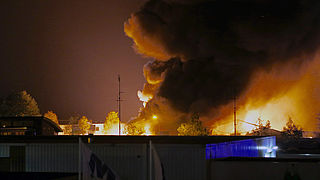 Someren koopt bandenopslag na dagenlange brand