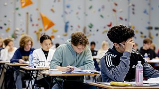  Grote zorgen over eindexamenleerlingen: 'De stress van corona zit nog in hun hoofden'