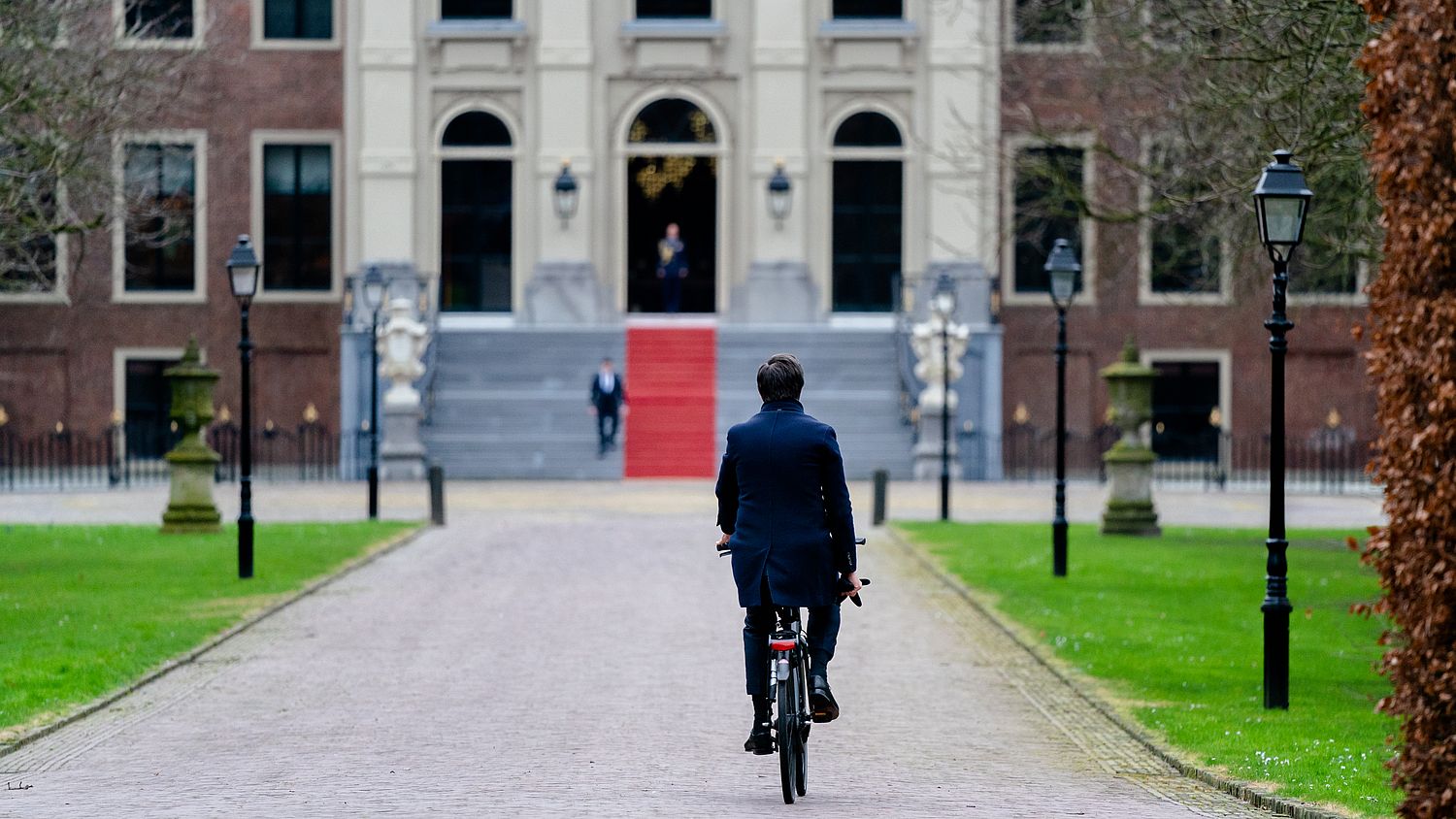 Aftreden Kabinet Rutte Iii Om Toeslagenaffaire Is Goede Zaak Vinden 6 Op De 10 Eenvandaag