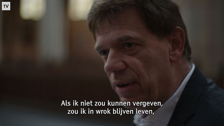 Vijf jaar na MH17: Robbert en zijn vrouw praten over het gemis, vergeving en de verwerking.