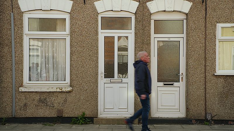 Unaffordable food, moldy homes, long waits for care: poverty in the UK is significant