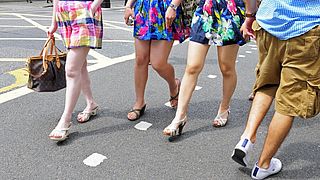Ook in Nederland wordt onder rokjes gefilmd, 'maar vrouwen hoeven niet paranoïde te worden'