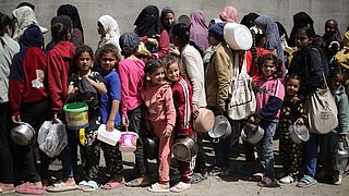 Bijna geen eten meer in Gaza, Amnesty International wil dat Nederland 'nu eindelijk druk gaat zetten op Israël'