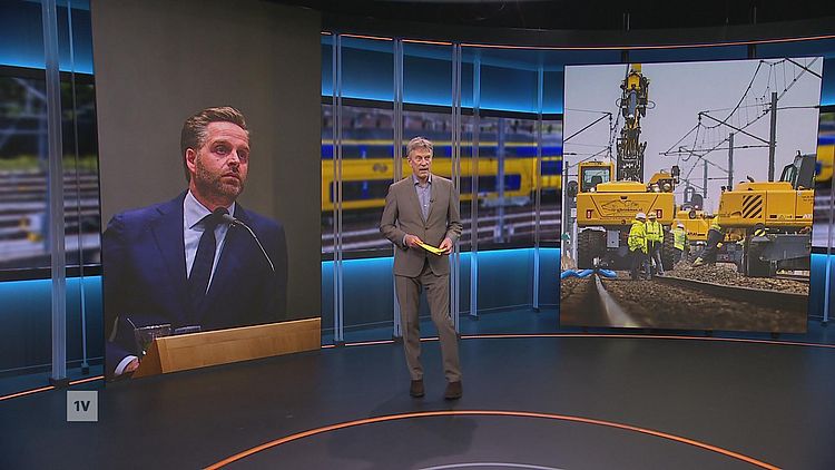 Bekijk hier een fragment uit de uitzending over Rutte en zijn gewiste sms'jes.