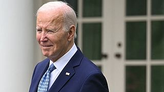 Biden in het nauw door inval van Israël in Gaza: 'Regering wordt gedwongen om stappen te nemen'