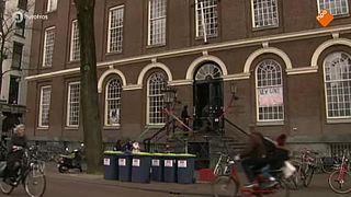Maagdenhuis een maand bezet