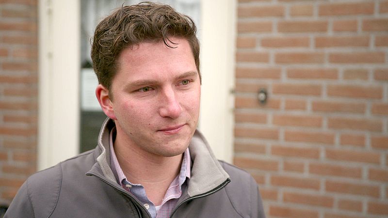Pluimveedierenarts Maarten van den Berg doucht soms wel tien keer per dag