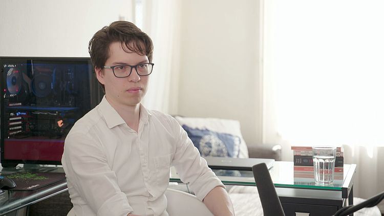Deze data-analist is voor het gebruik van corona-apps in de strijd tegen het virus