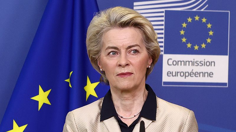 Europese Commissie-voorzitter der Leyen voorlopig niet publiek gehoord over coronavaccin-deal - EenVandaag