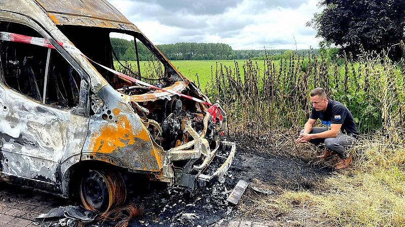 Пожары и расшатавшиеся колеса у фургонов с гуманитарной помощью в Украину: совпадение или российская диверсия?  ‘надо обратить внимание’