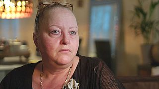 Als ex-gedetineerde weet Marion dat gevangenissen niet geschikt zijn voor ouderen: 'Je moest 20 deuren door voor de medische dienst'