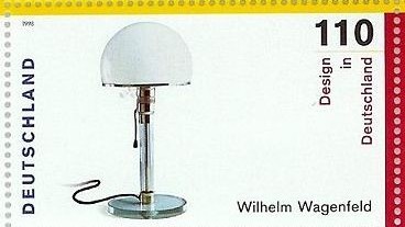 Wagenfeld-lamp op postzegel - Wilhelm Wagenfeld